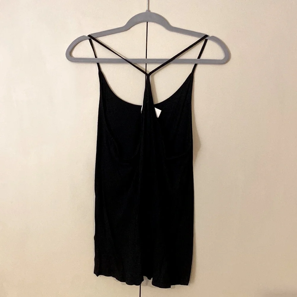 ✨Basic✨ Tank - Picture 3 of 3